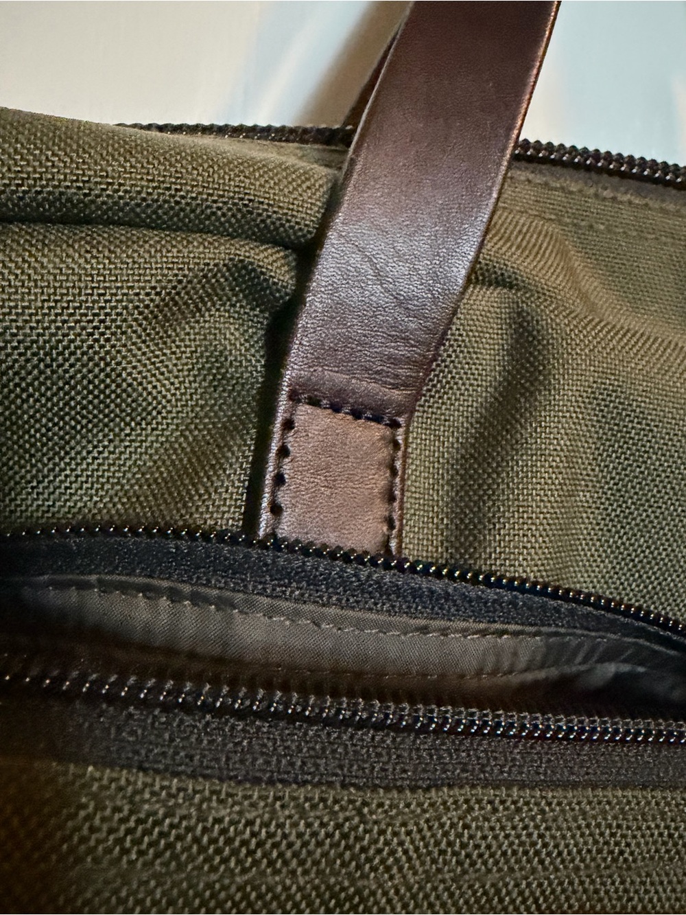 Filson Dryden Briefcase Otter Green 1000D Nylon Laptop Bag - Picture 9 of 9